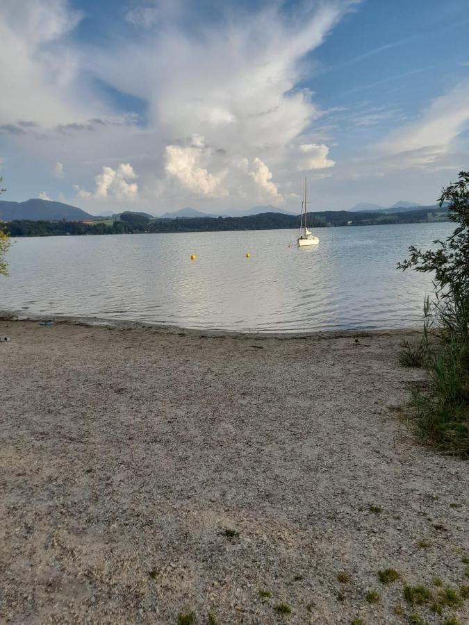 Mobilheim / Chalet Hotell Seekirchen am Wallersee Eksteriør bilde